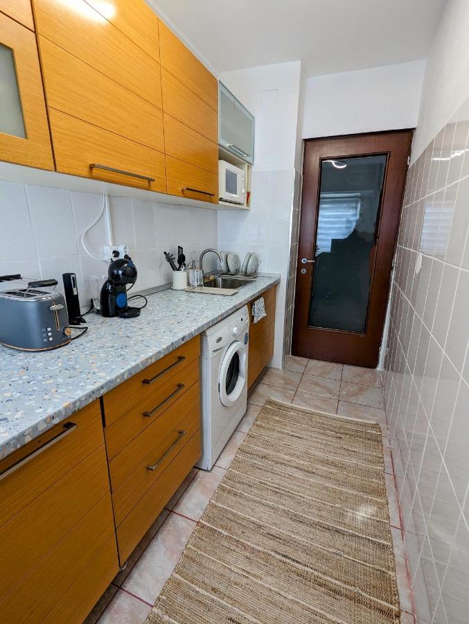 Sebastian Studio Apartment Bukarest Exterior foto