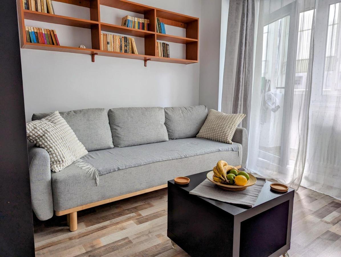 Sebastian Studio Apartment Bukarest Exterior foto